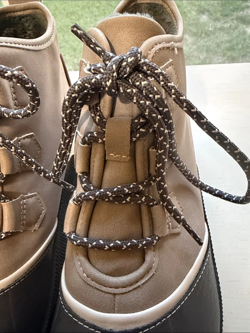 JBU Women’s Water Resistant Duck Boots Tan Black Size 7